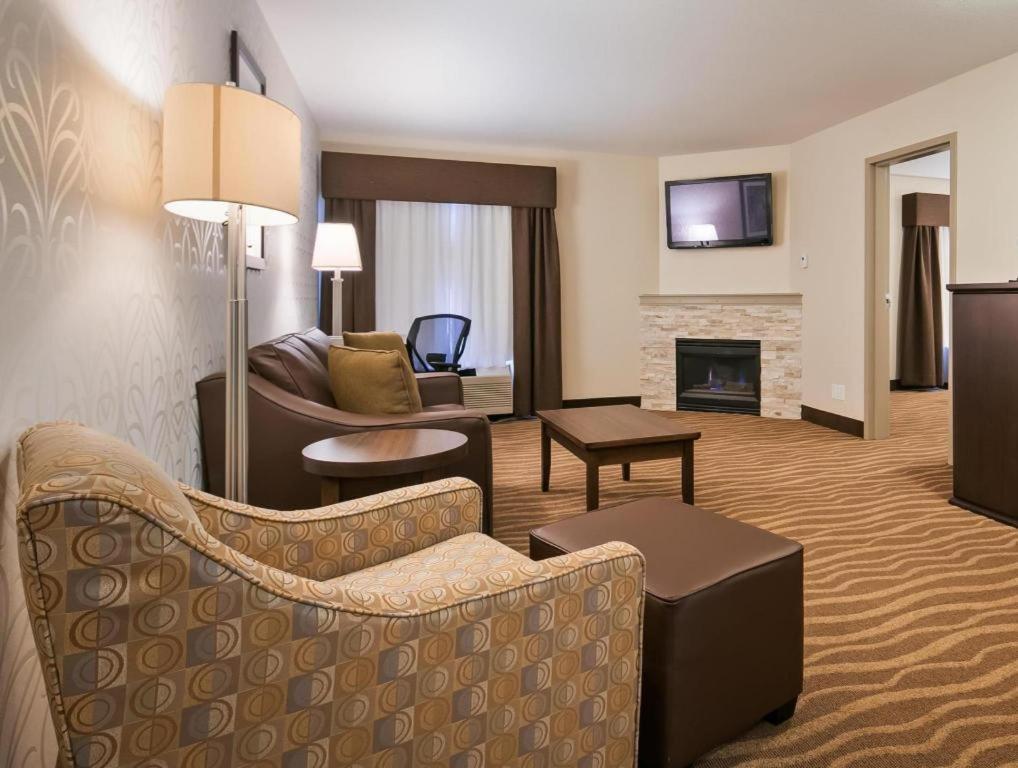 Best Western High Road Inn Эдсон Экстерьер фото