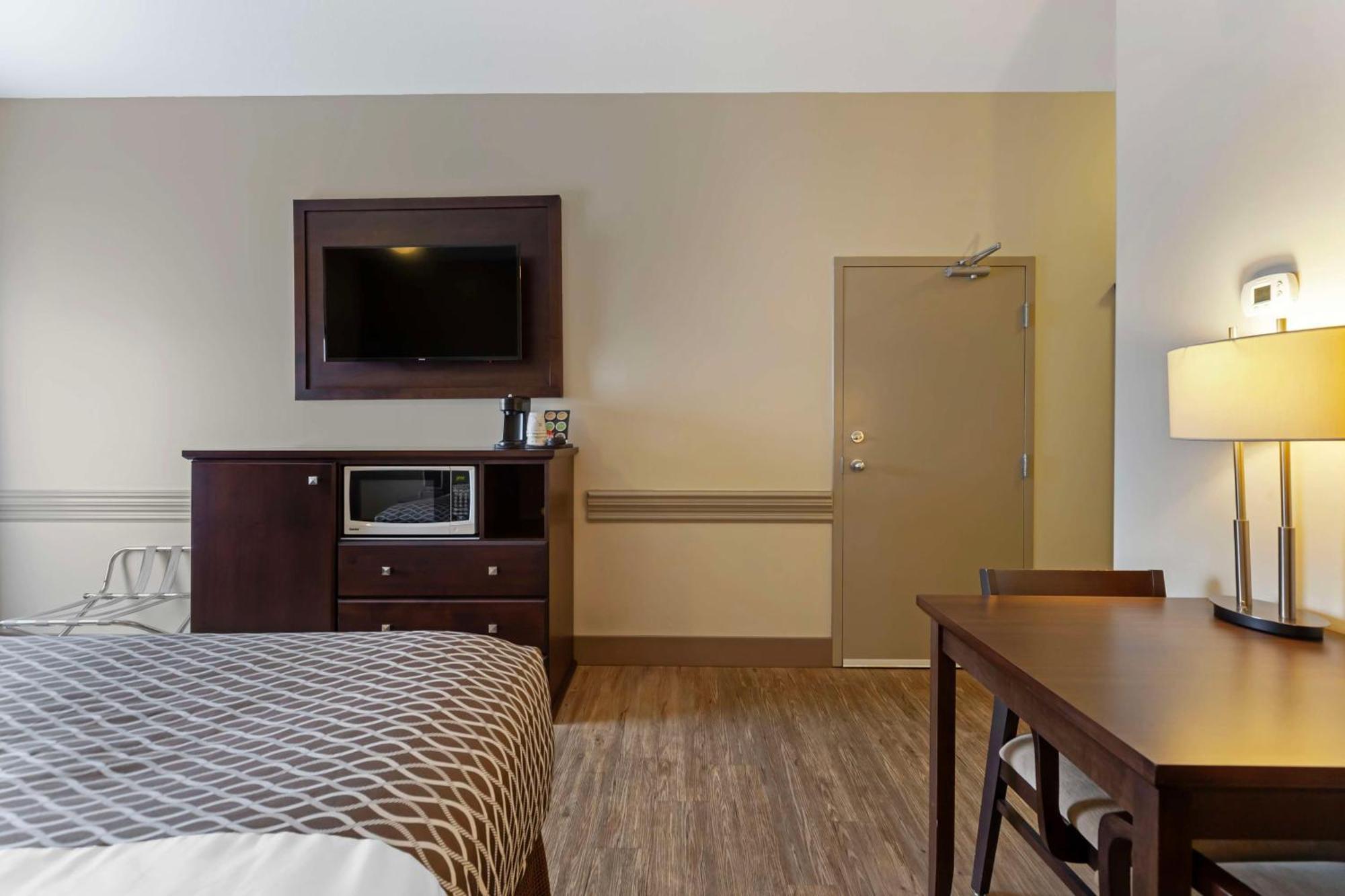 Best Western High Road Inn Эдсон Экстерьер фото